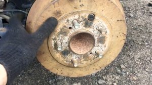 Замена задних колодок на Nissan Juke 2013г (барабанные) Как правильно снять барабаны на Ниссан Джук