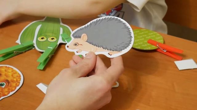 Распаковка Игры с прищепками + шнуровочка, Unbox Games with clothespins + lacing смотреть онлайн