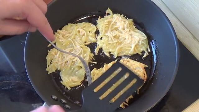 Легко и просто: драники и молочно-банановый коктейль. смотреть онлайн