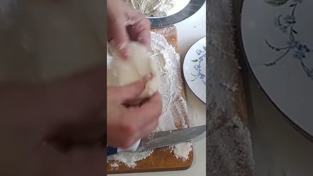 ЧТО МОЖНО ПРИГОТОВИТЬ ИЗ ДРОЖЖЕВОГО ТЕСТА смотреть онлайн