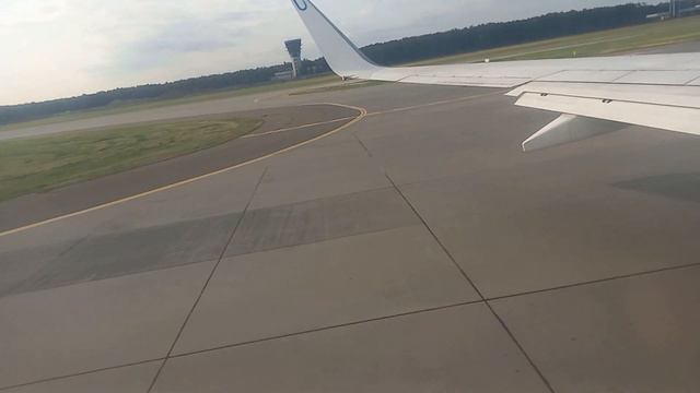 18-06-2023 аэропорт внуково авиакомпания Utair едем на взлётную часть-5 смотреть онлайн