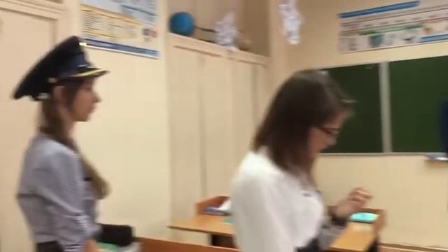 Урок мужества с учениками 10 класса в средней школе № 178 Московского района г.Н.Новгорода смотреть онлайн