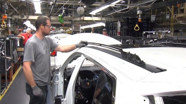 Nissan Rogue One Star Wars Limited Edition Production in Smyrna, Tennessee смотреть онлайн