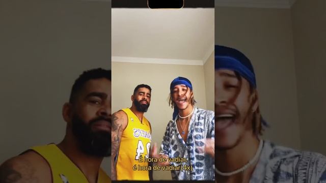 HORA DE VADIAR REMIX, Mestre Busca Longe e Kunde , de pai para filho e de filho para pai ! смотреть онлайн