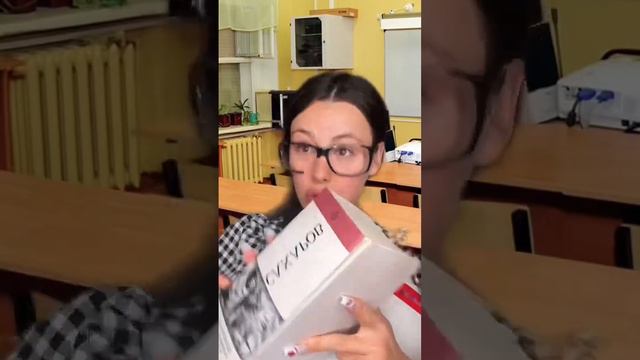 Типичное 14 февраля в твоём классе❤️✌️ смотреть онлайн