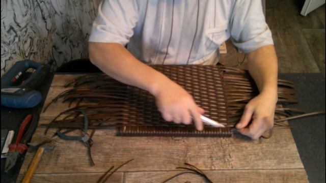 Простое плетение на рамке.