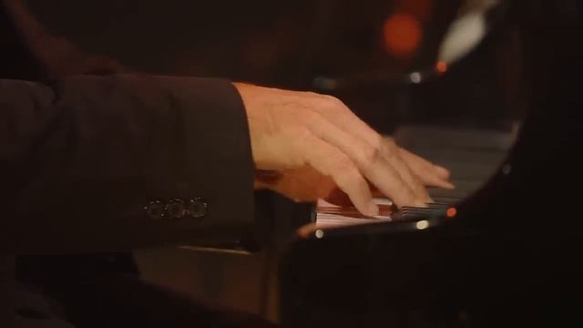 Ludovico Einaudi – Elements (Live A Fip 2015)