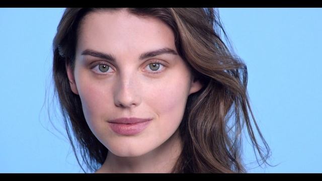 La Roche-Posay brand film смотреть онлайн