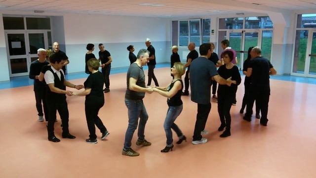 Rueda di Bachata BASE смотреть онлайн