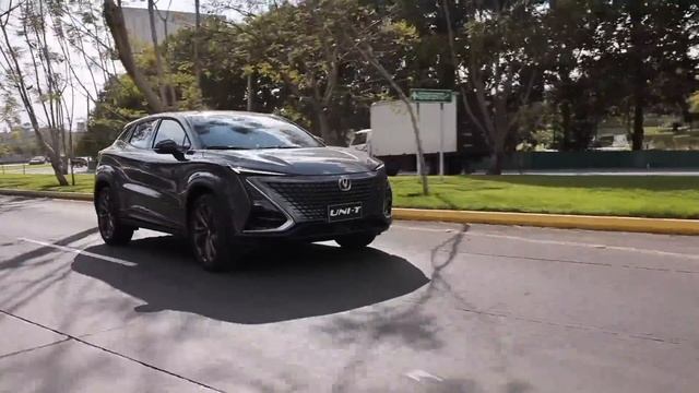 El ultramoderno Changan UNI-T смотреть онлайн