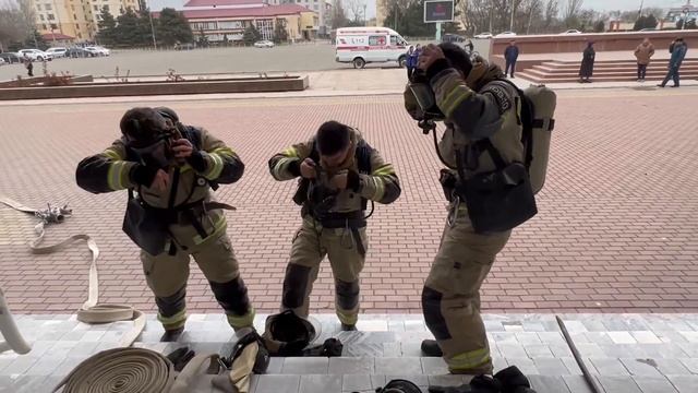 Учения по ГОиЧС в здании администрации г Избербаш смотреть онлайн
