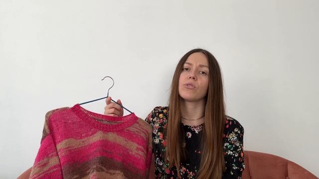 Что я связала за первый год моего увлечения вязанием: 4 плечевых изделия, аксессуары и 2 игрушки смотреть онлайн