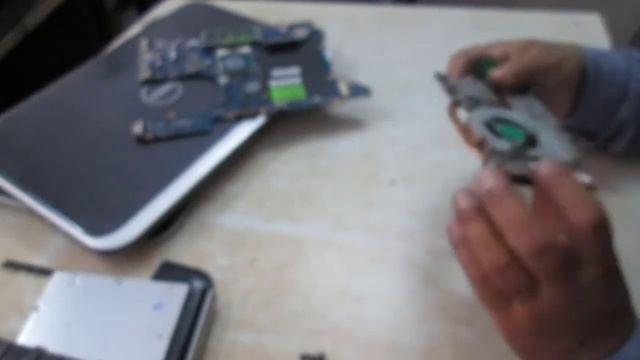 How to replace CPU fan in Dell Laptop Model - P25F Tutorial. смотреть онлайн