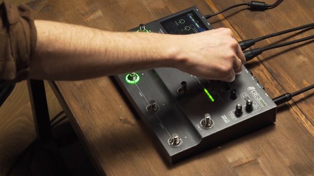 MOOER GE300 Lite - облегчённая версия топового гитарного процессора смотреть онлайн