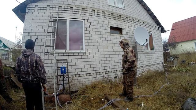 Заливка жидкого пенопласта(пеноизола) т.8-905-064-45-35. смотреть онлайн