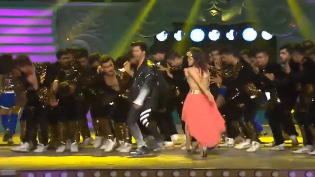 2018 Varun Dhawan Dance Performance  Star Screen Awards | Varun Dhawan Dance Show
