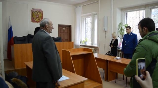 Судья зачитывает приговор Рафику Акбирову смотреть онлайн