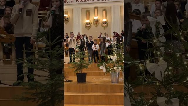 «Подарил Своё нам детство» Детские песни на Рождество . Октысюк смотреть онлайн