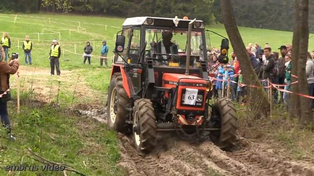 Фестиваль "Трактор" - Гонки на тракторах по грязи смотреть онлайн