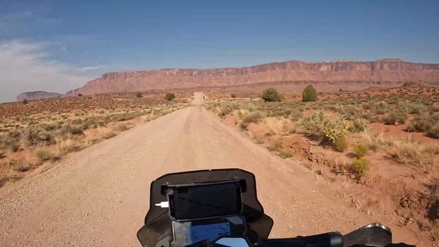 Heading West EP:08 MOAB Part II Kokopelli trail solo motorcycle adventure смотреть онлайн