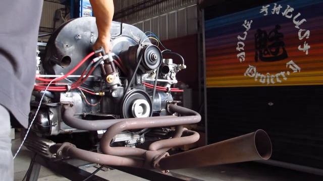 Project '81 VW Bug Volkswagen First Start-up Type1 40HP Beetle 1200 WEBER DCNF MSD Mallory смотреть онлайн