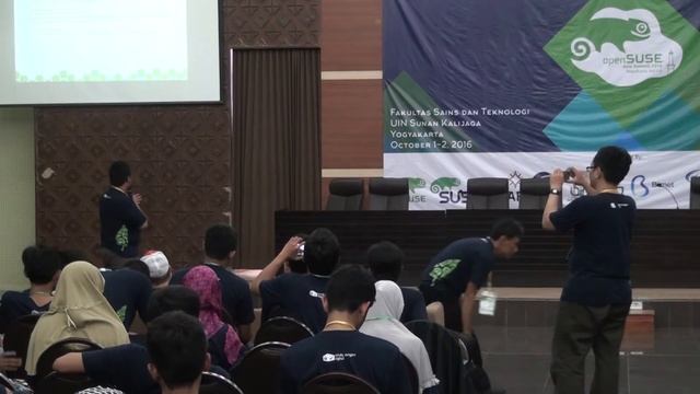 Darian Rizaludin - openSUSE.Asia Summit 2016 Lightning Talks, Wordpress Docker on openSUSE Leap смотреть онлайн