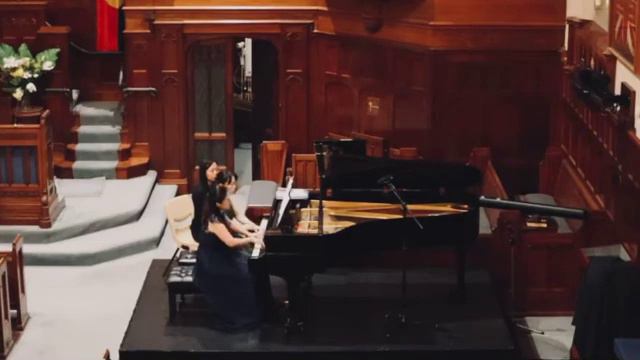 Elena Kats Chernin - Dance of the Paper Umbrellas | Jihyeon Lim & Melody Tsz ching Chung смотреть онлайн