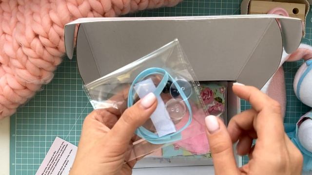 Набор для шитья игрушки - текстильная игрушка Джуди - Handmade Fabric Toy Judy смотреть онлайн