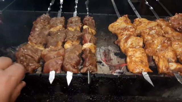 Шашлык говядина кусковой и Курина смотреть онлайн