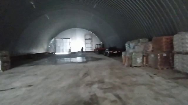 Монтаж освещения в ангаре базы 11км Московского шоссе -2 04.02.2023 смотреть онлайн