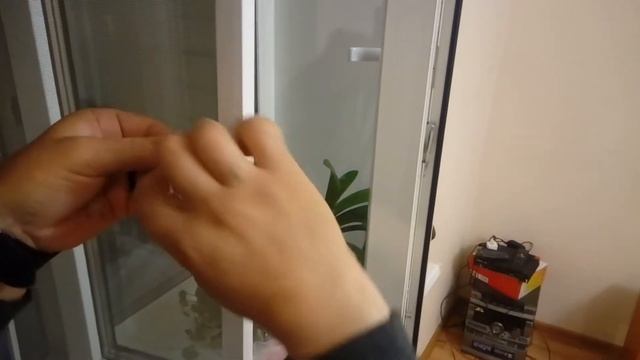 Ремонт. Чиним и устанавливаем сетку для пластикового окна. Очумелые ручки 10 лет спустя смотреть онлайн