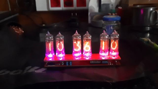 Часы на шести газоразрядных индикаторах ИН-14 с подсветкой смотреть онлайн