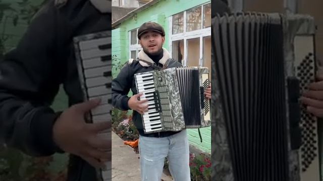 цыган рамир душевно исполняет Морэ волны шум прибоя смотреть онлайн
