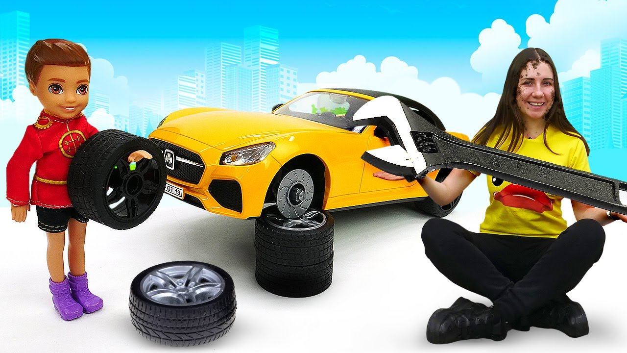 Игры в куклы для девочек. Барби и Кен воспитывают детей. Куда пропал Стивен? Игры для девочек смотреть онлайн