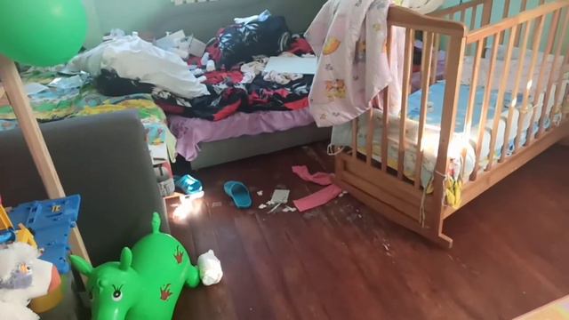 Маша спит ночь без бинтов 😰. Бардак🙀 в квартире и у меня на голове🤯 после перевязки.Папины сказочки смотреть онлайн