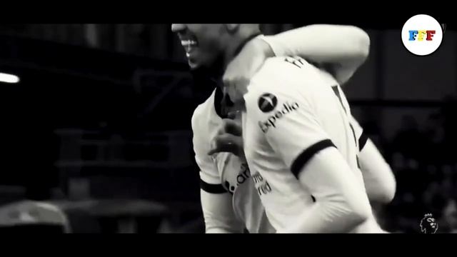 Top 10 Defensive Midfielders in Football 2022 смотреть онлайн