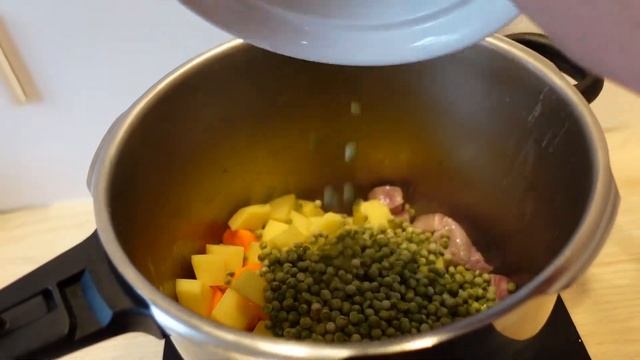 Гороховый суп. Готовим в скороварке WMF. Просто и быстро! смотреть онлайн