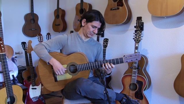 Holy grail ... Modesto Borreguero 1928 amazing flamenco guitar by one of the greatest builders! смотреть онлайн