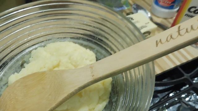 Очень ВКУСНЫЙ домашний СЫР за 30 минут ИЗ магазинного ТВОРОГА и МОЛОКА ! #рецепты КВАС на ЗАКВАСКЕ смотреть онлайн