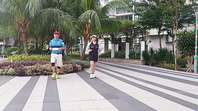 Bachata by Kay One Feat Cristobal Line Dance смотреть онлайн