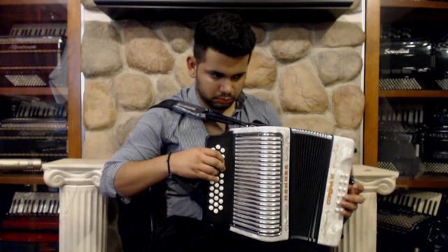 HOHNCORIIIFW - White Hohner Corona III Button Accordion FBbEb Fa 31 12 $1499 смотреть онлайн