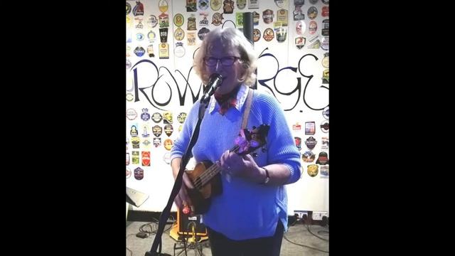 "House of The Rising Sun" -- Lorna with ukulele смотреть онлайн
