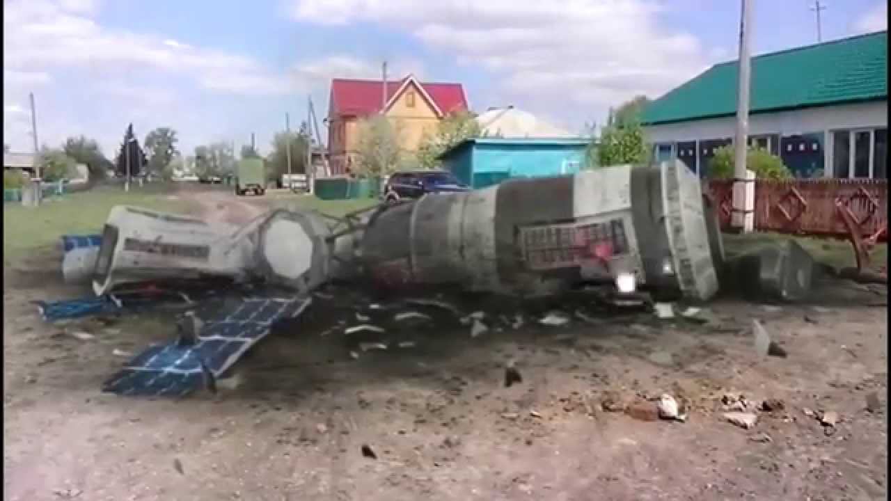 Спутник рухнул. Ул.Кирова, Северное,НСО смотреть онлайн