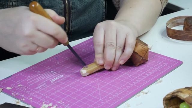 Изготовление погремушки- шаркунка из бересты смотреть онлайн