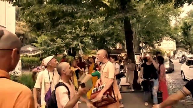 Капля нектара из Океана Святого Имени смотреть онлайн