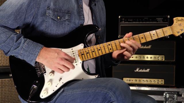 Fender Custom Shop Jimi Hendrix Voodoo Child Signature Stratocaster • SN: VC0055 смотреть онлайн