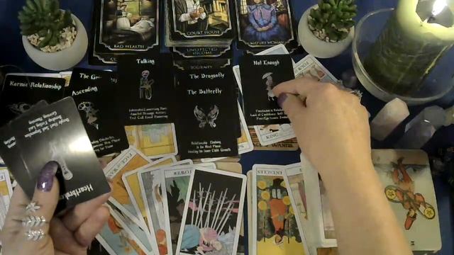 ♊Gemini tarot reading ❤ Feb 2023 Someone is holding on to you Spirit has a message смотреть онлайн