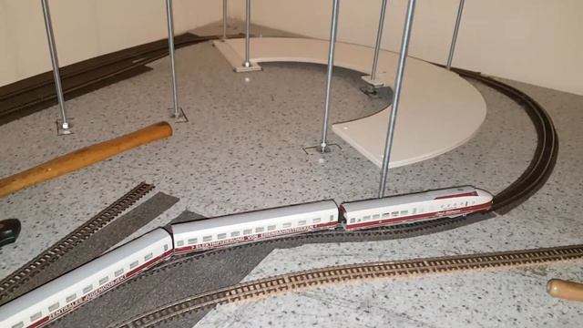 Mittelstadt Spur N - BR 175 "Ernst Thälmann" смотреть онлайн