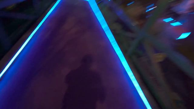 Fun at the Hollywood Drive In Mini Golf | Universal Orlando Resort смотреть онлайн