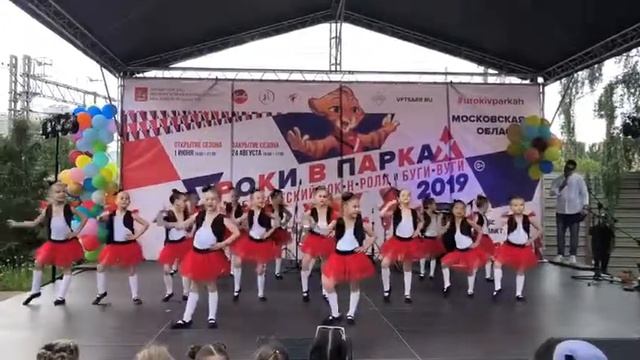 Танец "Озорные заводные" смотреть онлайн
